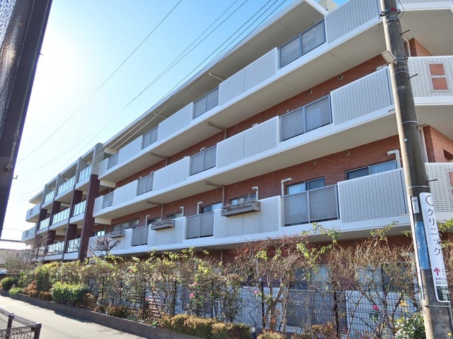メディカルホームボンセジュール中野島 施設外観