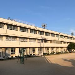 伊部小学校