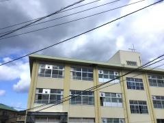 西陵小学校