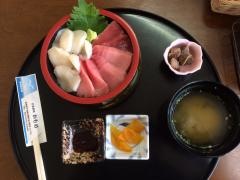 お食事処かもめ