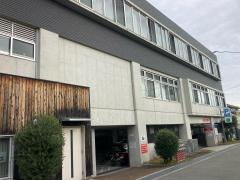 箕面市立小野原図書館
