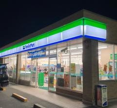 ファミリーマート　松山保免西店