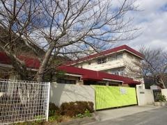 秦小学校