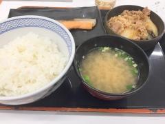 吉野家　荏原中延駅前店
