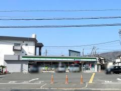 ファミリーマート　楠葉中町店