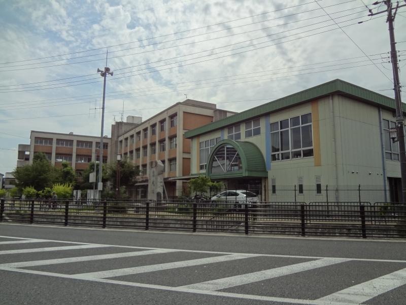 柏原小学校