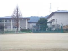 菱形小学校