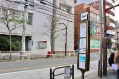 「青砥駅入口」バス停留所