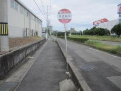 「美濃輪池」バス停留所