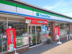 ファミリーマート　西条玉津店