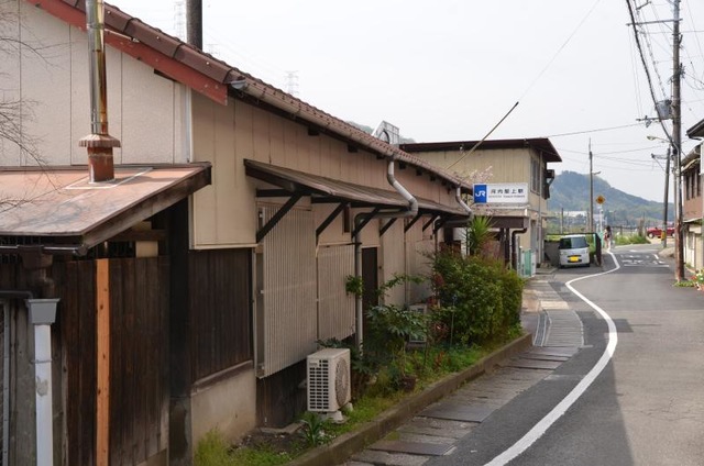 河内堅上駅