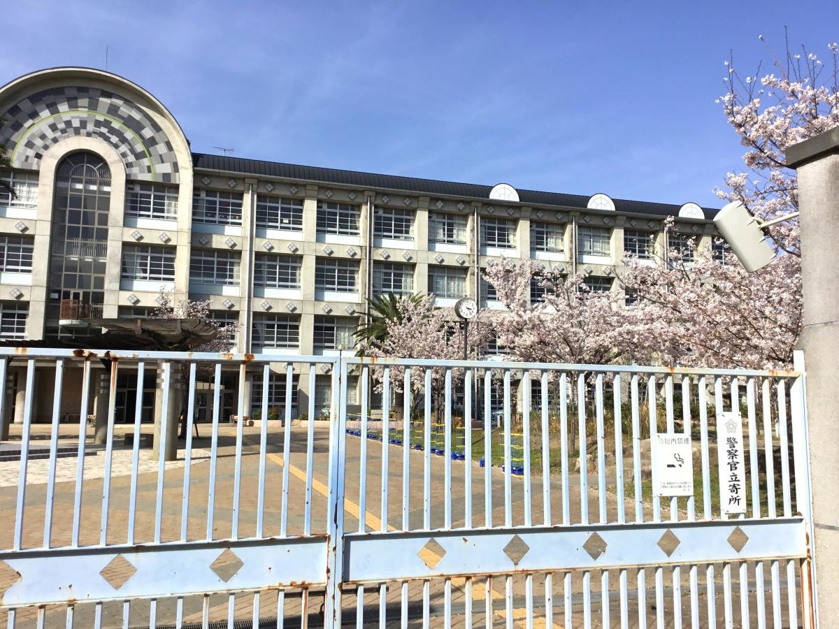 明城小学校
