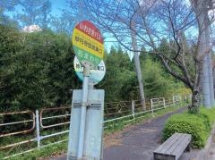 「妙円寺団地東口」バス停留所
