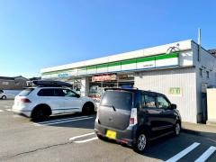 ファミリーマート　新潟西白根店