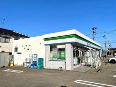 ファミリーマート　新潟西白根店