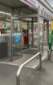 セブンイレブン　筑西西方店