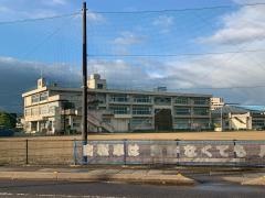 木津小学校
