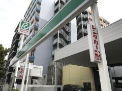 トヨタレンタリース博多東光店