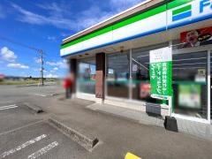 ファミリーマート　新富店
