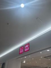 ユニクロ　沖縄浦添パルコシティ店