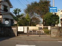 屋城小学校