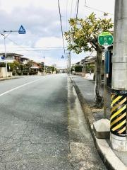 「三町会」バス停留所