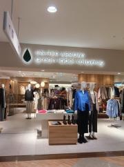ＵＮＩＴＥＤ　ＡＲＲＯＷＳ　ｇｒｅｅｎ　ｌａｂｅｌ　ｒｅｌａｘｉｎｇ　ルミネ池袋店