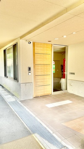 地域密着型介護老人福祉施設くつかけ七彩の家