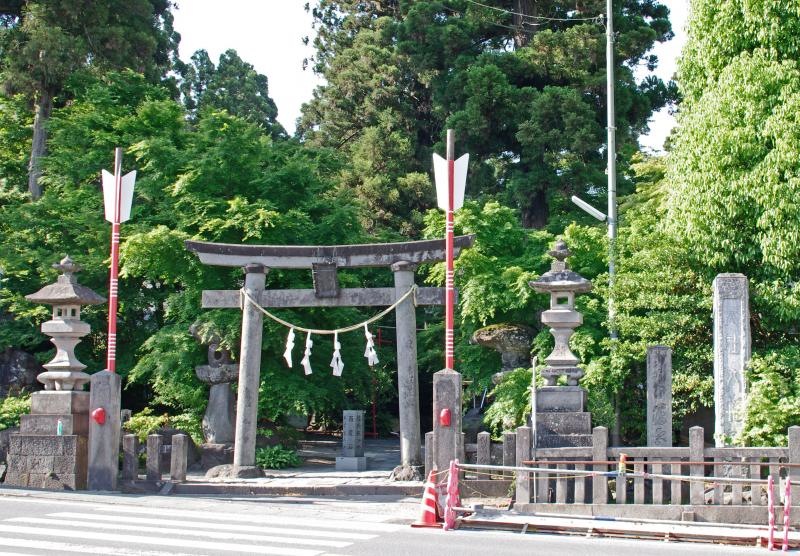 正面の鳥居