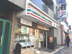 セブンイレブン　品川駅前店