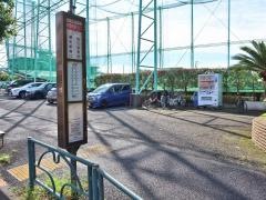 「喜多見駅入口」バス停留所