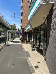 ファミリーマート　大森東産業道路店