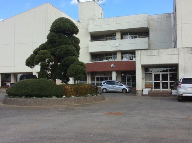 八街市立八街南中学校制服180A 八街市立八街南中学校制服 (KK) 八街のその他の中古あげます・譲ります