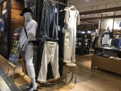 ライトオン　プライムツリー赤池店