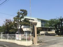地頭方小学校
