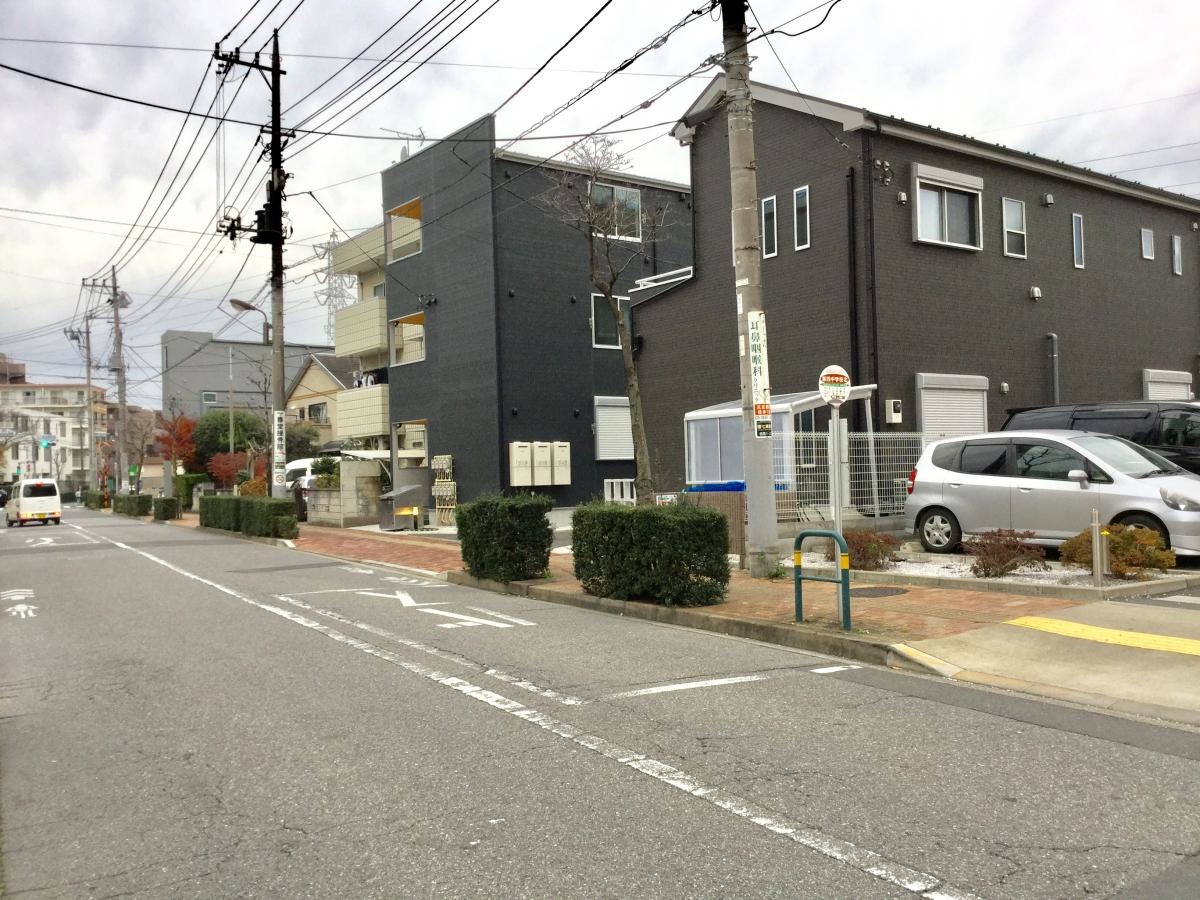 「第四中学校北」バス停留所