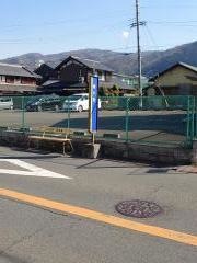 「横小路」バス停留所