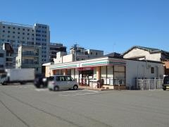 セブンイレブン　三原港町店