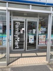 ファミリーマート　朝日道下店