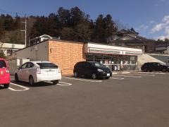 セブンイレブン　川俣鶴沢宮前店