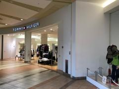 トミー　ヒルフィガー　ららぽーと柏の葉店