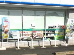 ファミリーマート　神郷町一丁目店