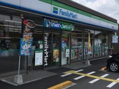 ファミリーマート　新座馬場店