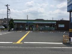 ファミリーマート　新座馬場店