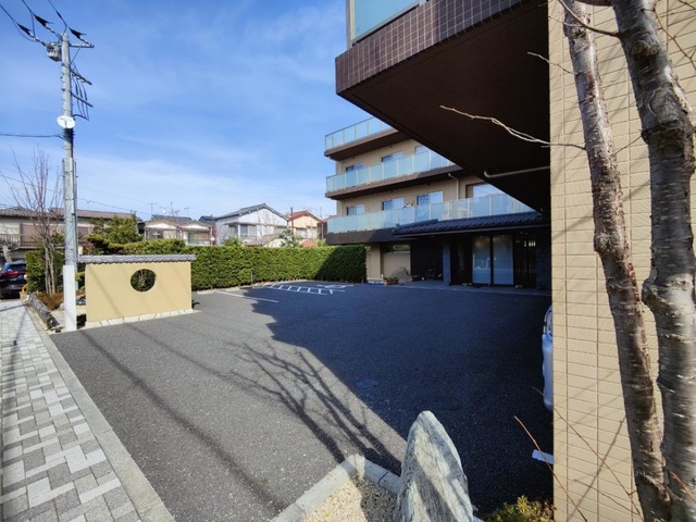 クラーチ・ファミリア小竹向原