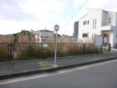 「高坂小学校上」バス停留所