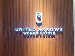 ＵＮＩＴＥＤ　ＡＲＲＯＷＳ　大丸東京ウィメンズストア