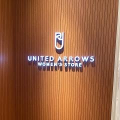 ＵＮＩＴＥＤ　ＡＲＲＯＷＳ　大丸東京ウィメンズストア