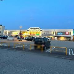 サンショウ　栄町店