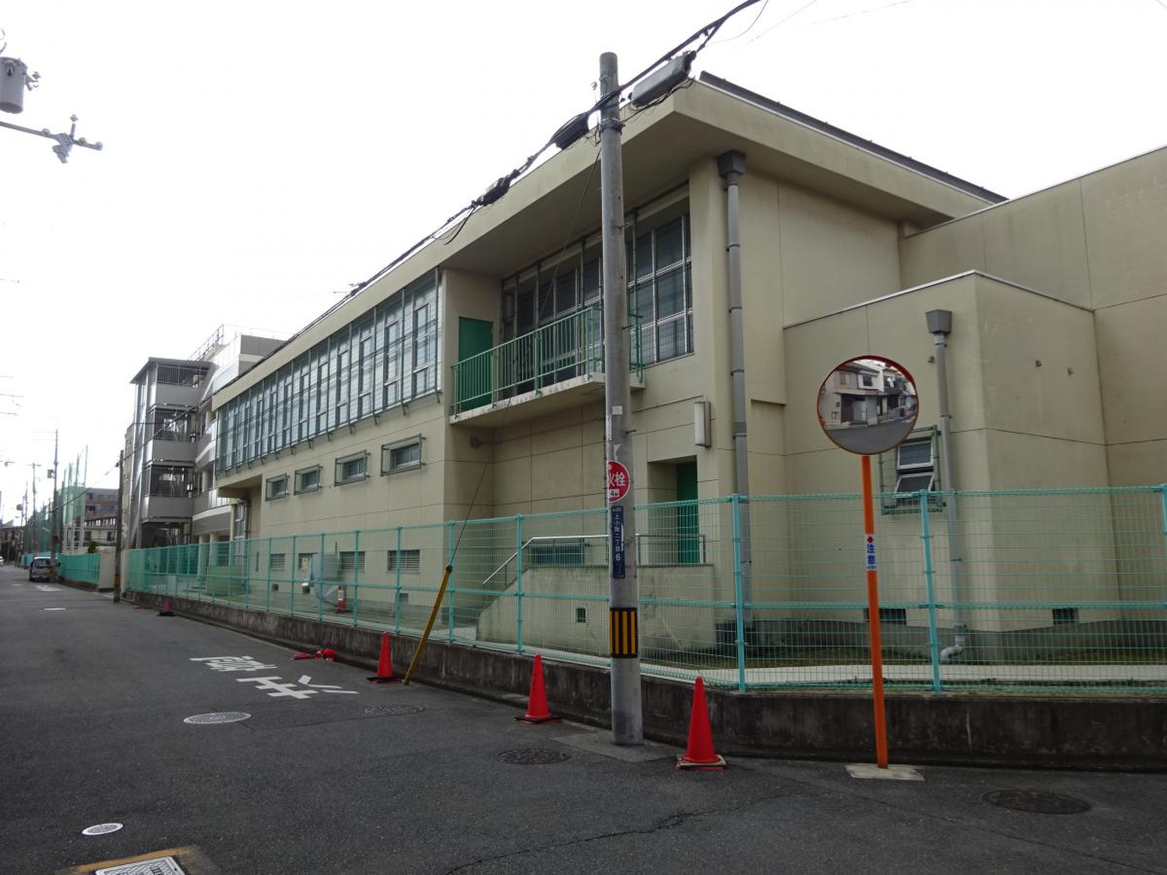 東大阪市立上小阪中学校／ホームメイト